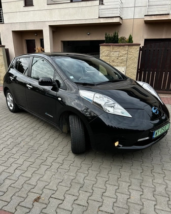 Nissan Leaf cena 43777 przebieg: 70000, rok produkcji 2016 z Człopa małe 466